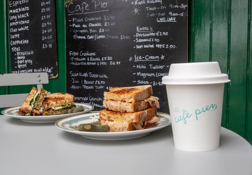 Cafe Pier