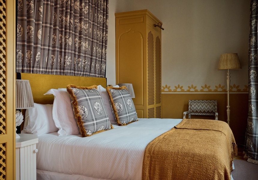 Cristine Bedfor, Sevilla